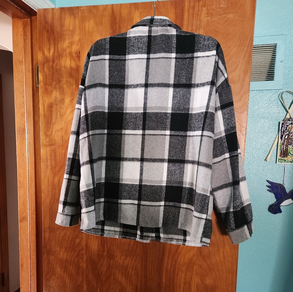 Women's flannel shirt